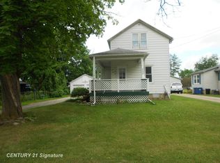 175 N 3rd St, Freeland, MI 48623