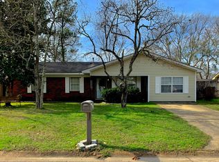 619 Dina Dr, Diberville, MS 39540