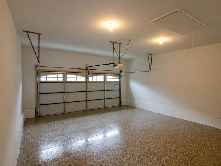 2045 Moultrie Cir — Photo 23