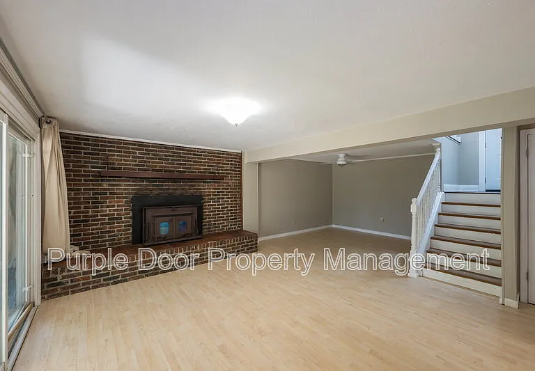 2369 Brenda Dr SE — Photo 26