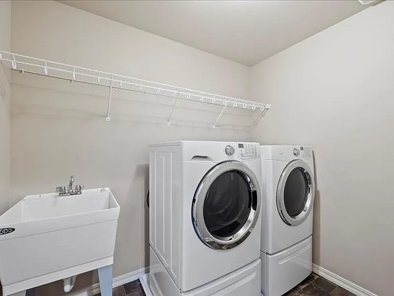 1080 N Montana St — Photo 9