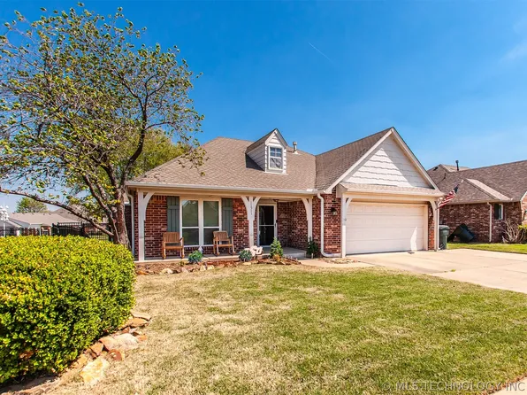 11511 E 103rd St N, Owasso, OK 74055