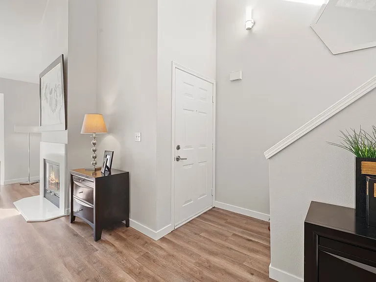 Water's Edge Townhomes — Photo 39
