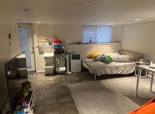 2 Hingham St #4B, Cambridge, MA 02138