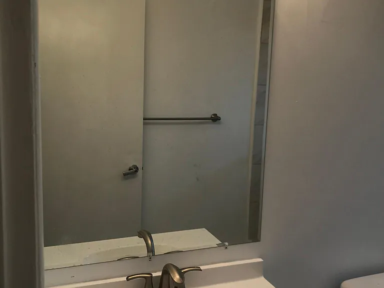 2859 E Maple Rd #20 — Photo 10