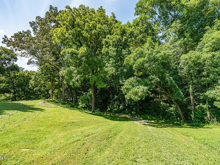 7090 Old Asheville Hwy — Photo 80