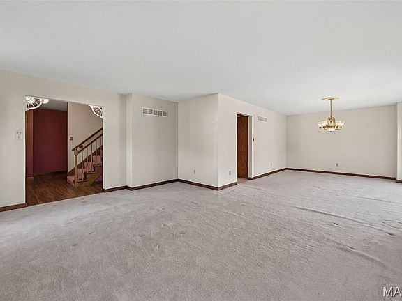 5th image of 5434 Greenton Way