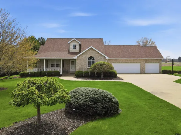 2608 E Hill Dr, Rock Falls, IL 61071