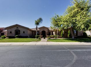 6928 S Star Dr, Gilbert, AZ 85298