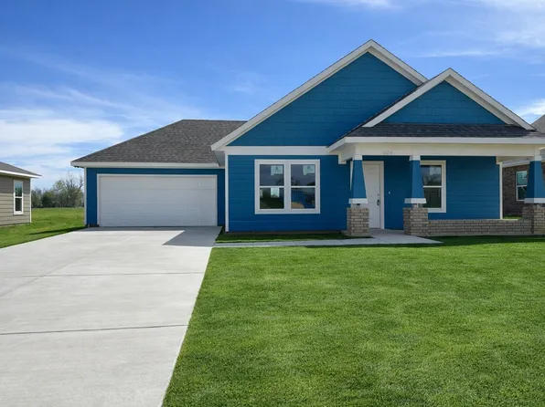 604 Crockett Dr, Cleburne, TX 76031