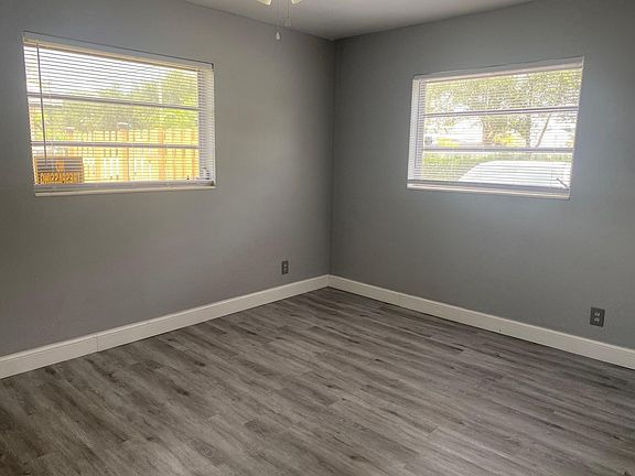 3rd image of 1640 SW 20th St #1