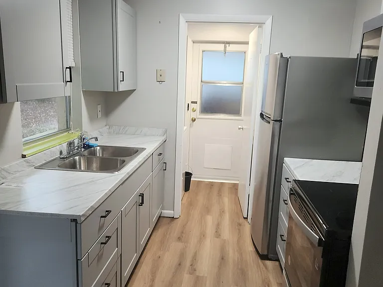 4581 Deltona Blvd — Photo 12
