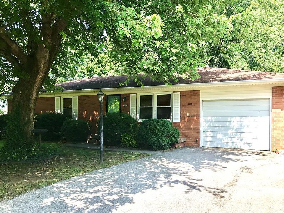 1st image of 1522 Scott Dr