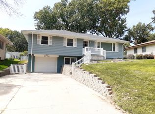 3716 S 49th St, Omaha, NE 68106