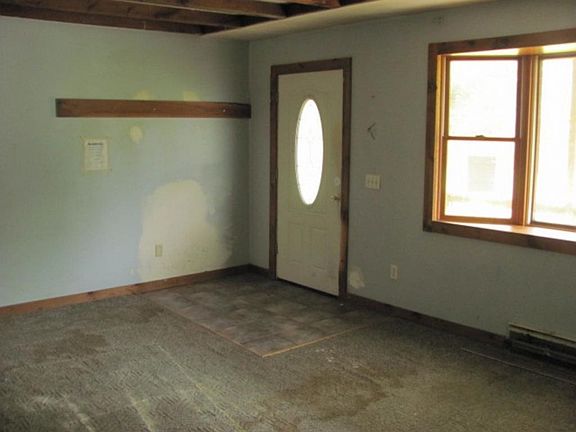 2nd image of 1932 Colesville Rd