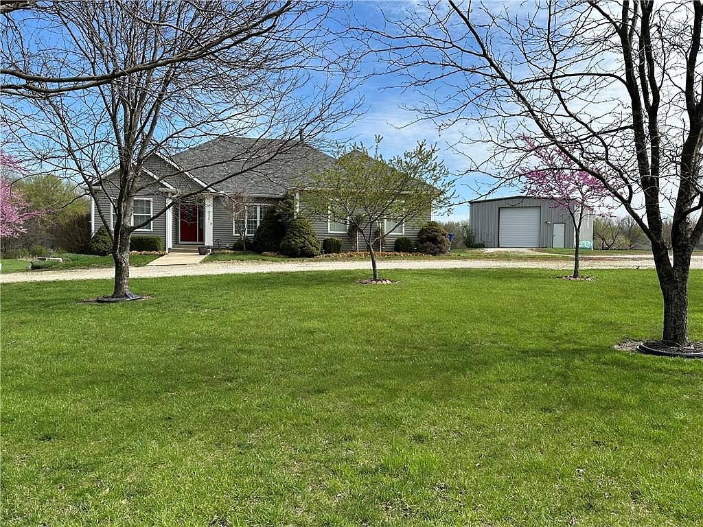 22201 S Valley Rd, Pleasant Hill, MO 64080 | Zillow