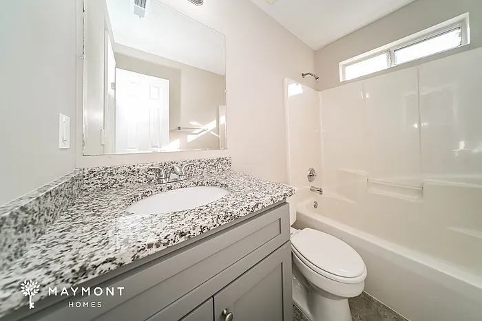 512 Edgewater Way — Photo 12