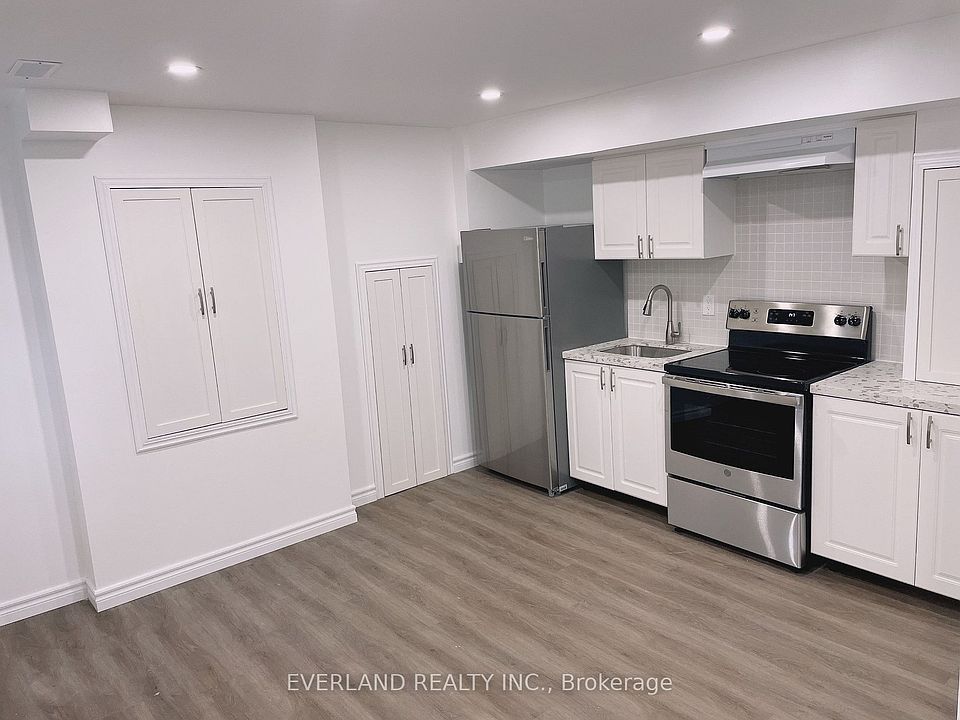 2nd image of 231 Webb St #Basement