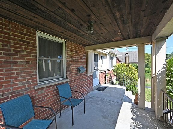 4th image of 3224 Hanna Ave