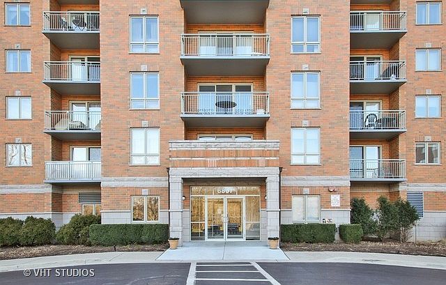 1st image of 6807 N Milwaukee Ave APT 304