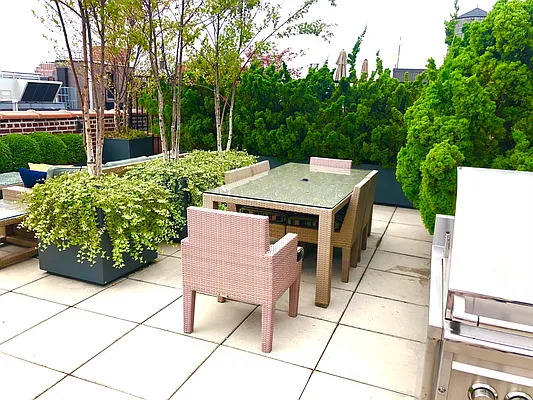 Sold by Corcoran | media 10