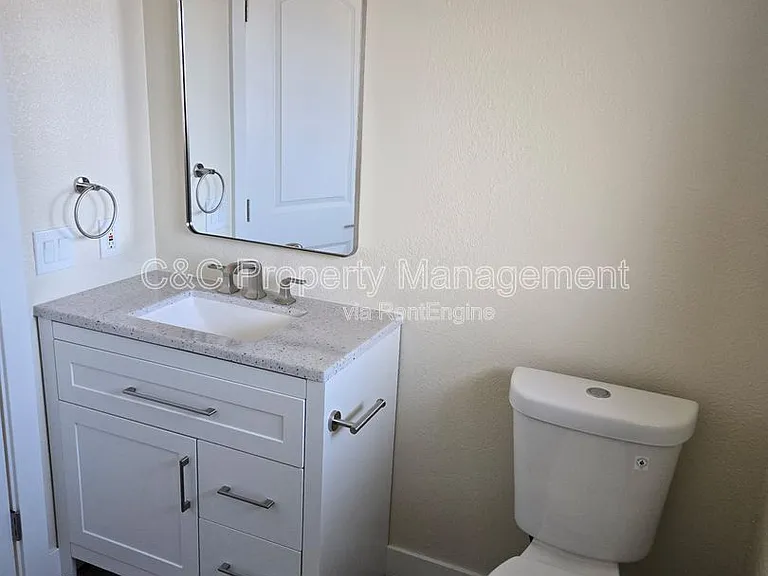 10361 Iona Way — Photo 4