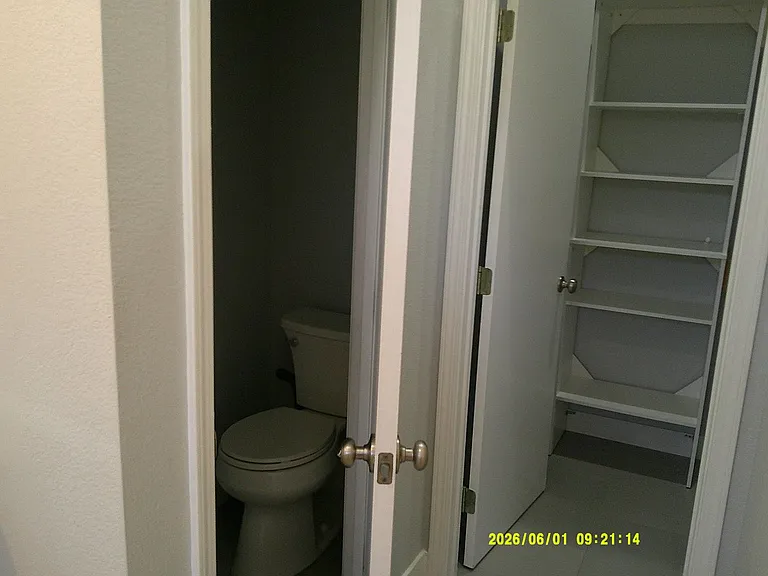 2055 Keel Ct — Photo 32
