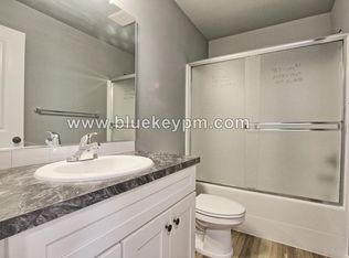 316 E 7th St, La Center, WA 98629