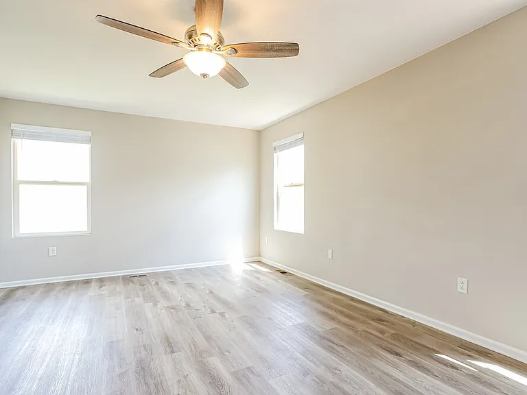 5308 Creek Way — Photo 13