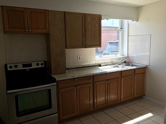 Kitchen side view