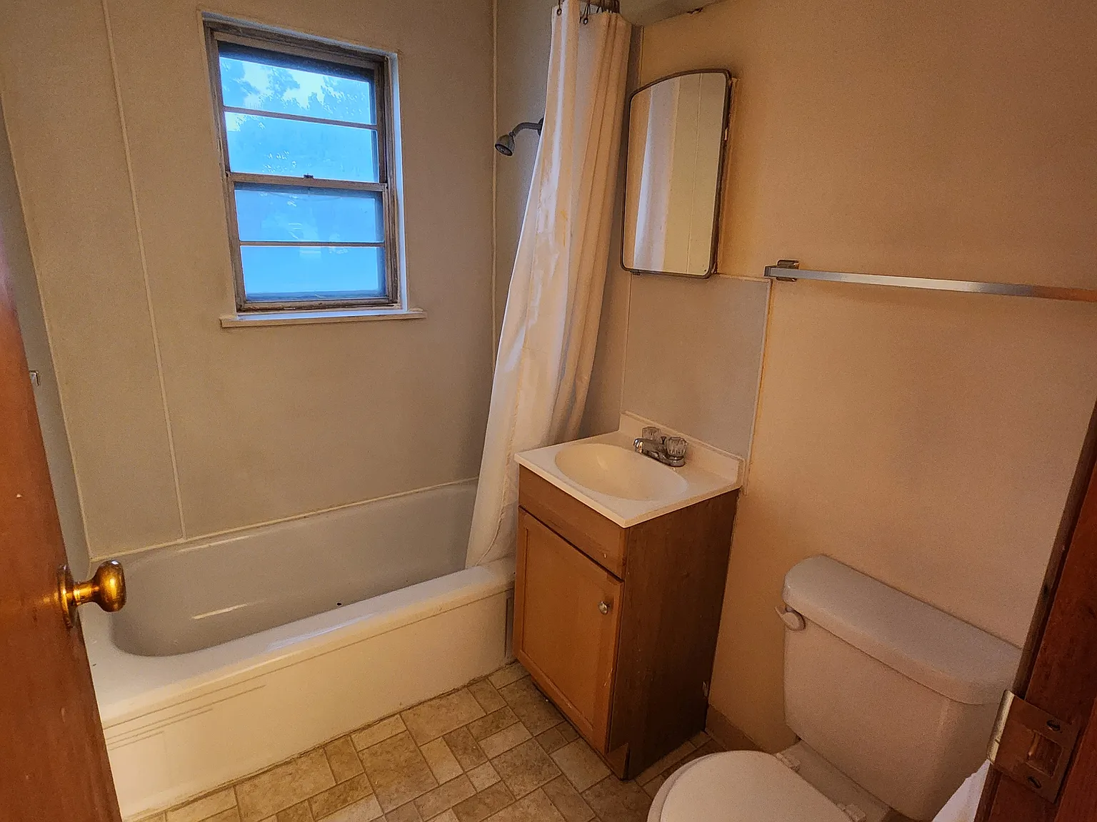 1 bed, 575 sqft, $600 — Photo 4