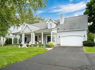 13730 Peninsula Dr, Traverse City, MI 49686