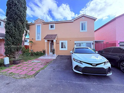 14832 SW 91st Ter #14832 Photo 1
