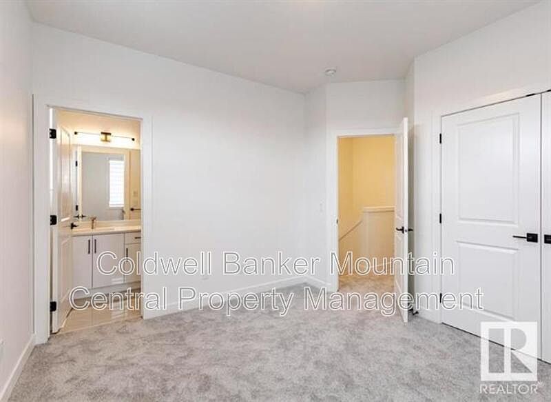 Edmonton Townhouse for rent - 3 Bedrooms — photo 9