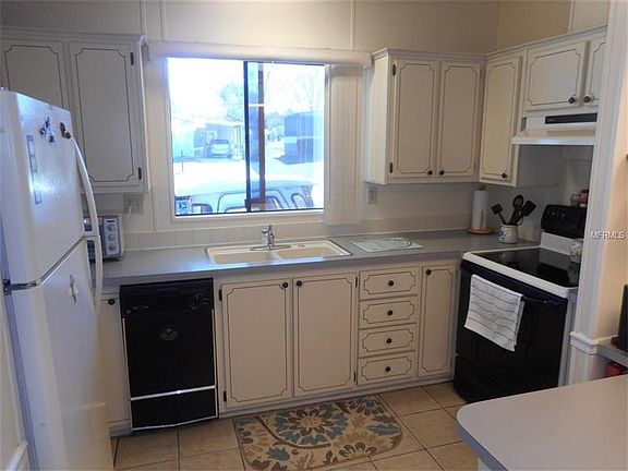 4th image of 1113 Lintz Ln
