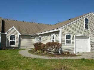 75 Cumberland Ln, Gorham, ME 04038