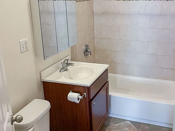 2nd image of 855 W Lill Ave #E