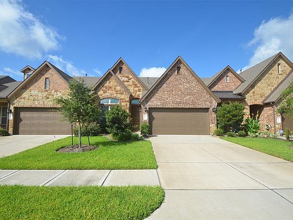 2nd image of 24143 Tapa Springs Ln