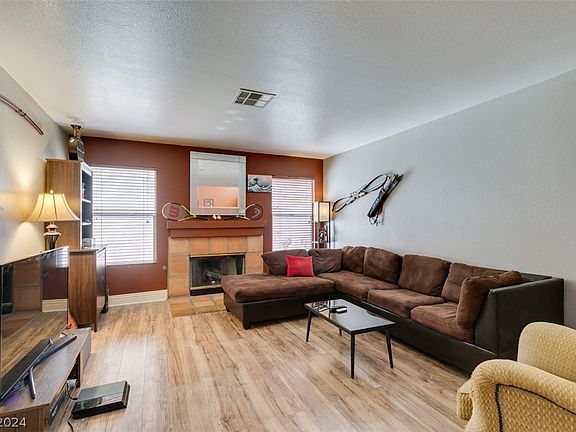 3rd image of 8364 Monico Valley Ct