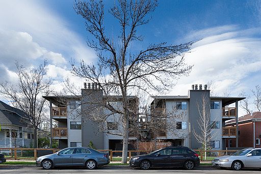 2nd image of 2037 Walnut St APT 23
