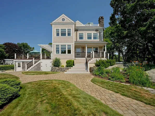 26 Neptune Drive, Rye, NH 03870