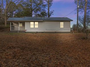 15 Yvonne Dr, Carrollton, GA 30117