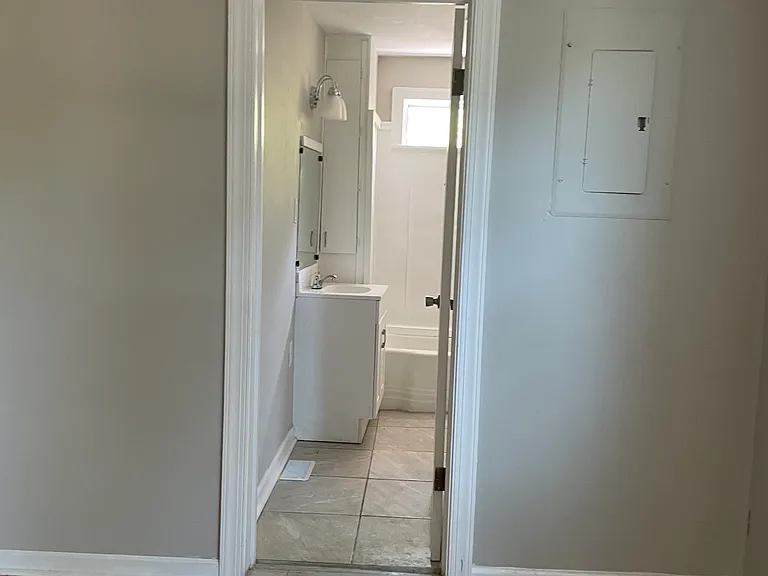 2258 Sibley Rd — Photo 11