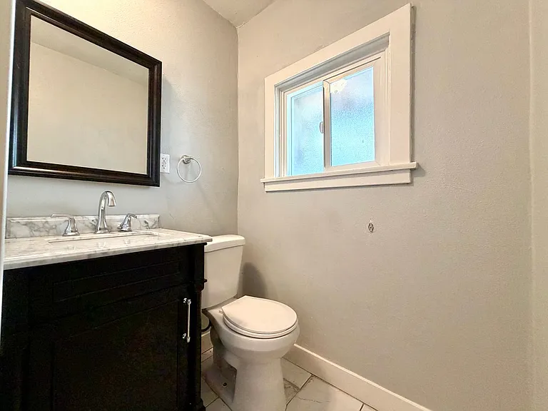 3056 Crescent Way — Photo 11