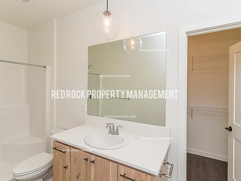 610 S Crescent Ln #1 — Photo 10