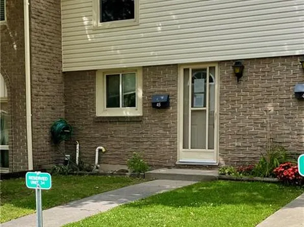 165 Green Valley Dr #45, Kitchener, ON N2P 1K3