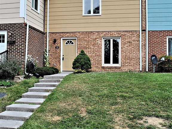 2nd image of 223 Lester Pl
