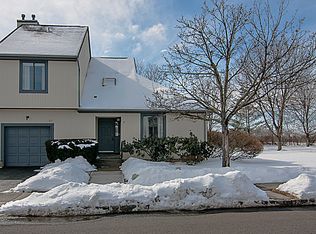 31 Arbor Cir, Basking Ridge, NJ 07920