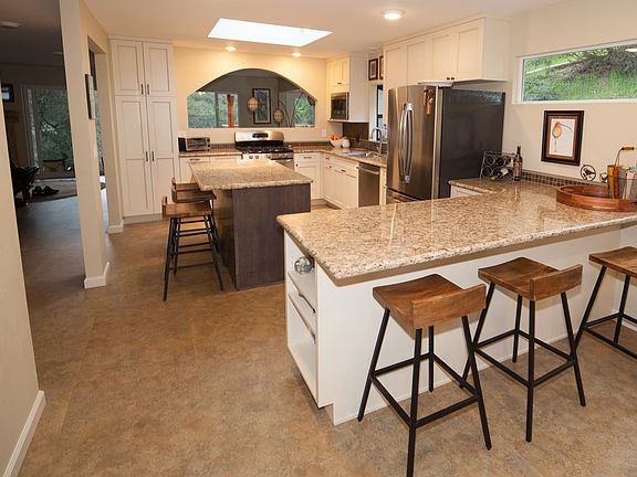 Remarkable kitchen
