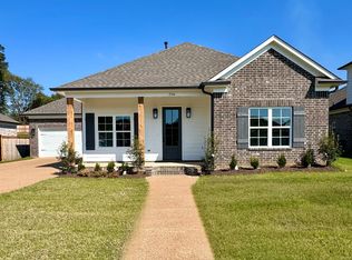 7534 Crosswinds Blvd, Hernando, MS 38632